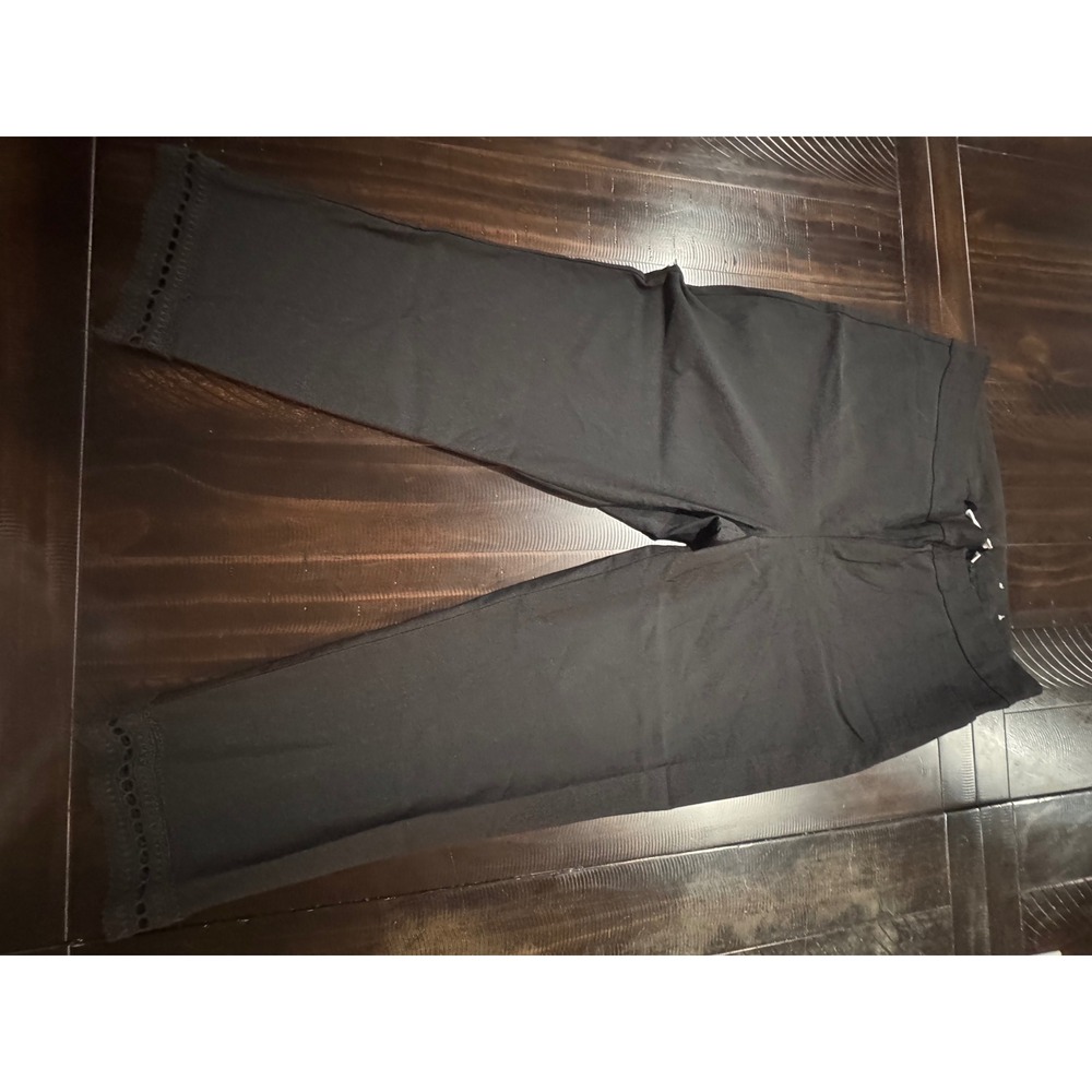 Chicos Black Eyelet Trim Cropped Pull On Pants Size 2.5 US 14 Stretch Straight